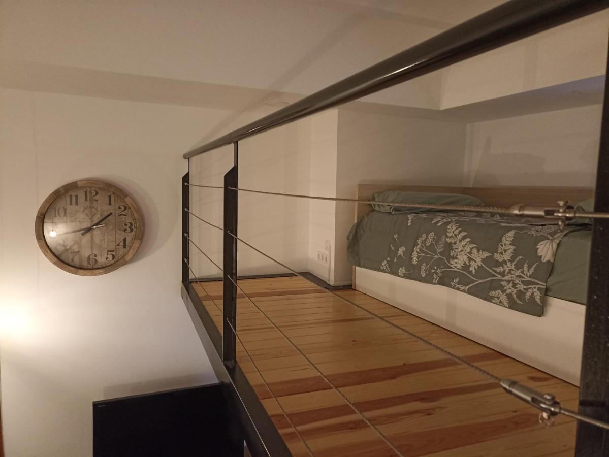 Piso Encantador En El Centro De Apartamento