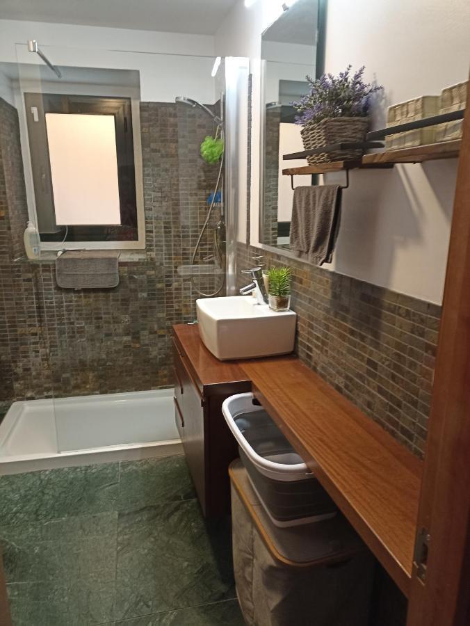 Piso Encantador En El Centro De Apartamento *